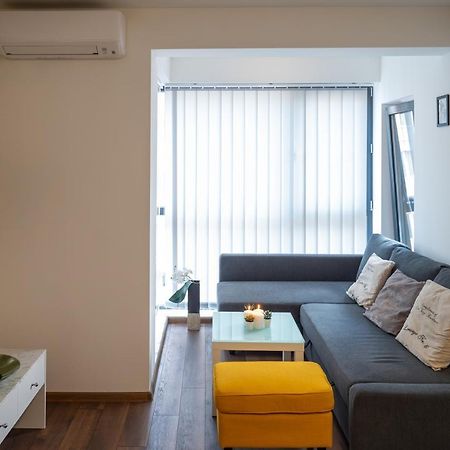 Bright Studio In The City Center Sofia Bagian luar foto