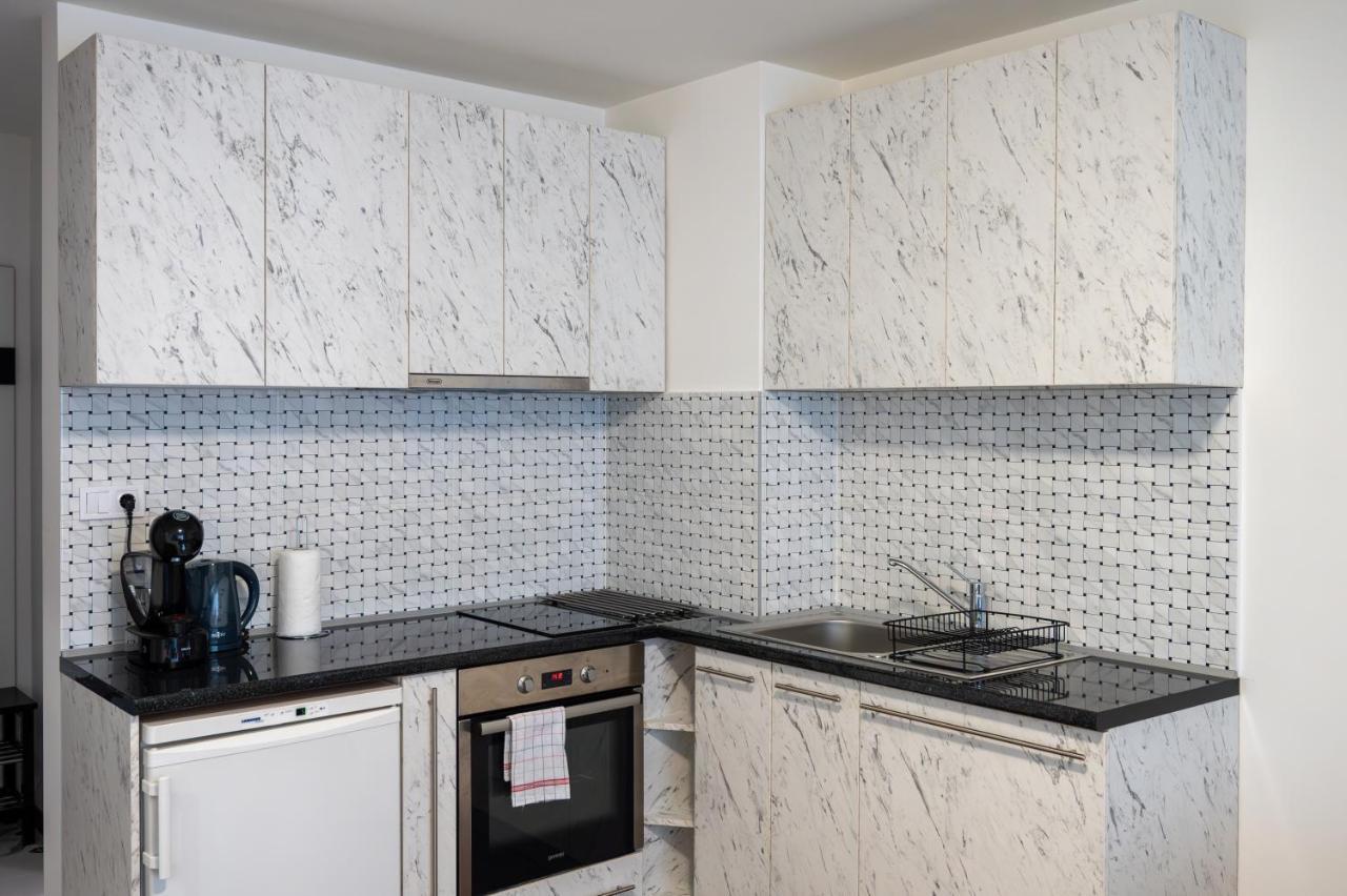 Bright Studio In The City Center Sofia Bagian luar foto