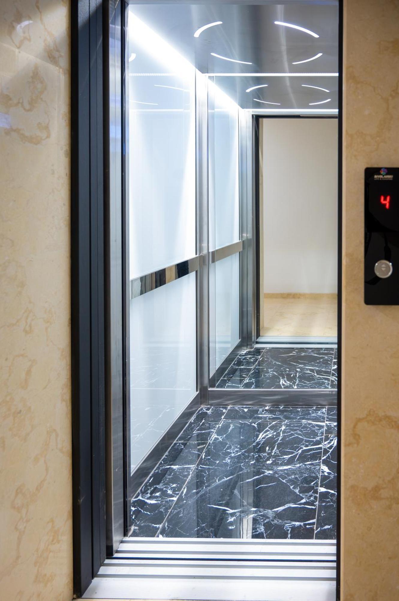 Bright Studio In The City Center Sofia Bagian luar foto